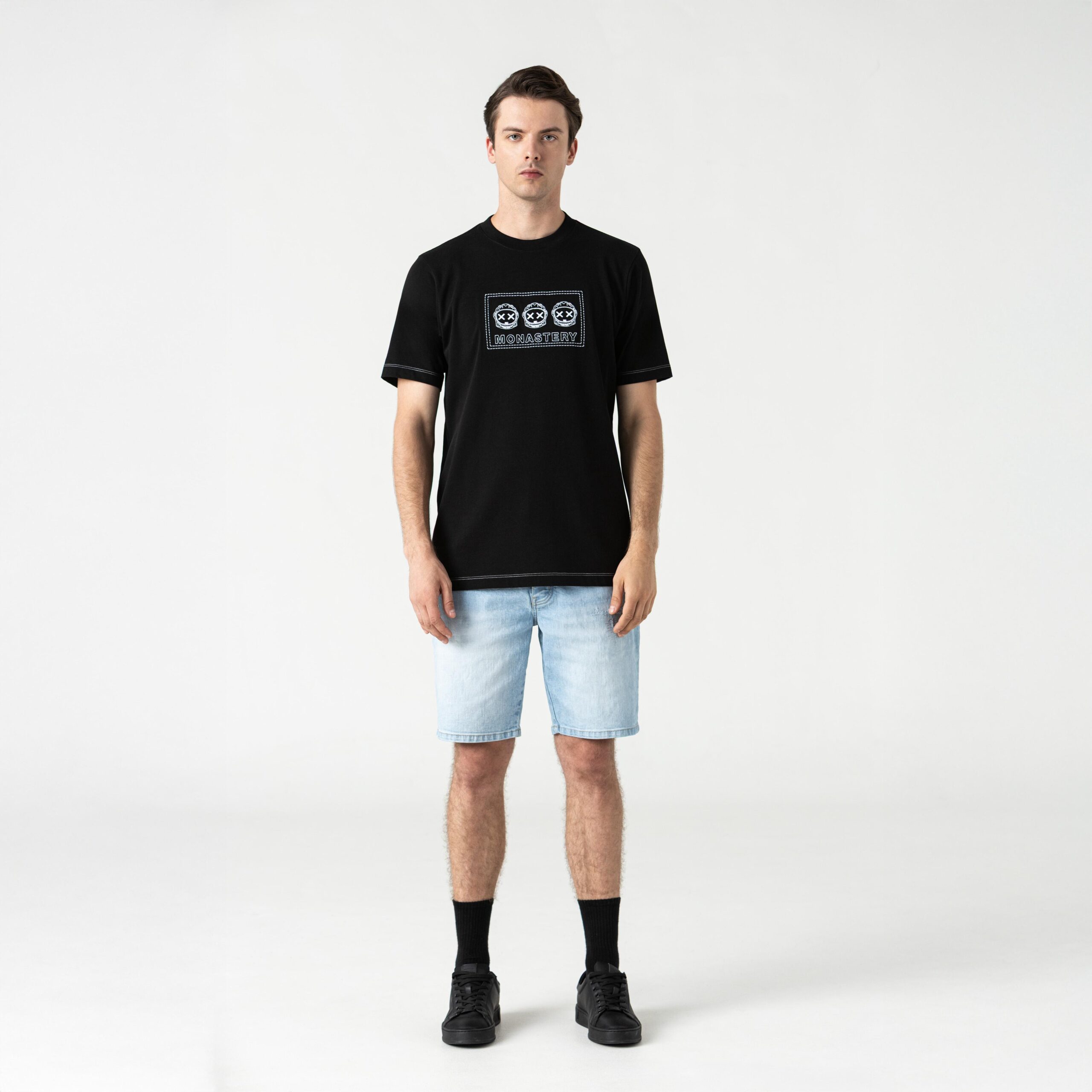 CAMISETA KIRTOR NEGRO - Imagen 4